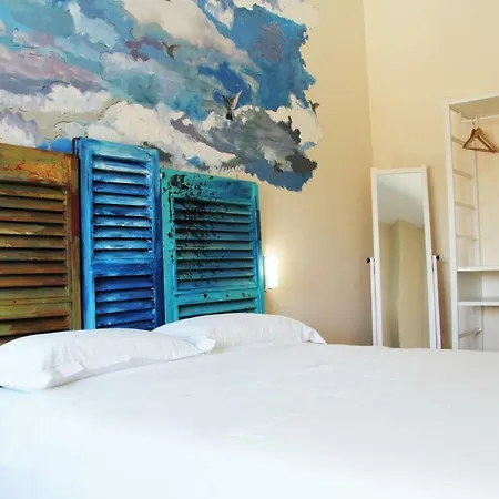 Urban Pop Bnb-3